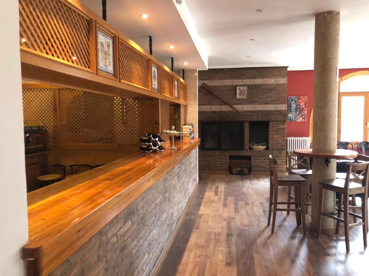 Hospederia Casa Martell Hotel Daroca Bagian luar foto